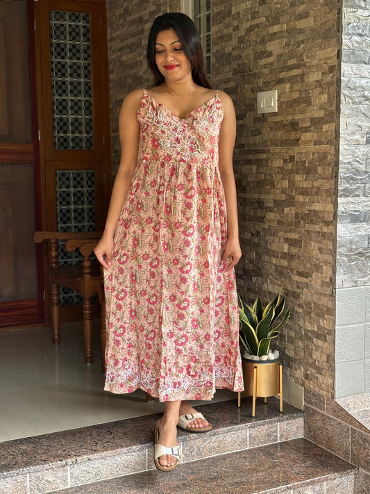 Garden whispers  Dress PRE-ORDER - Mili