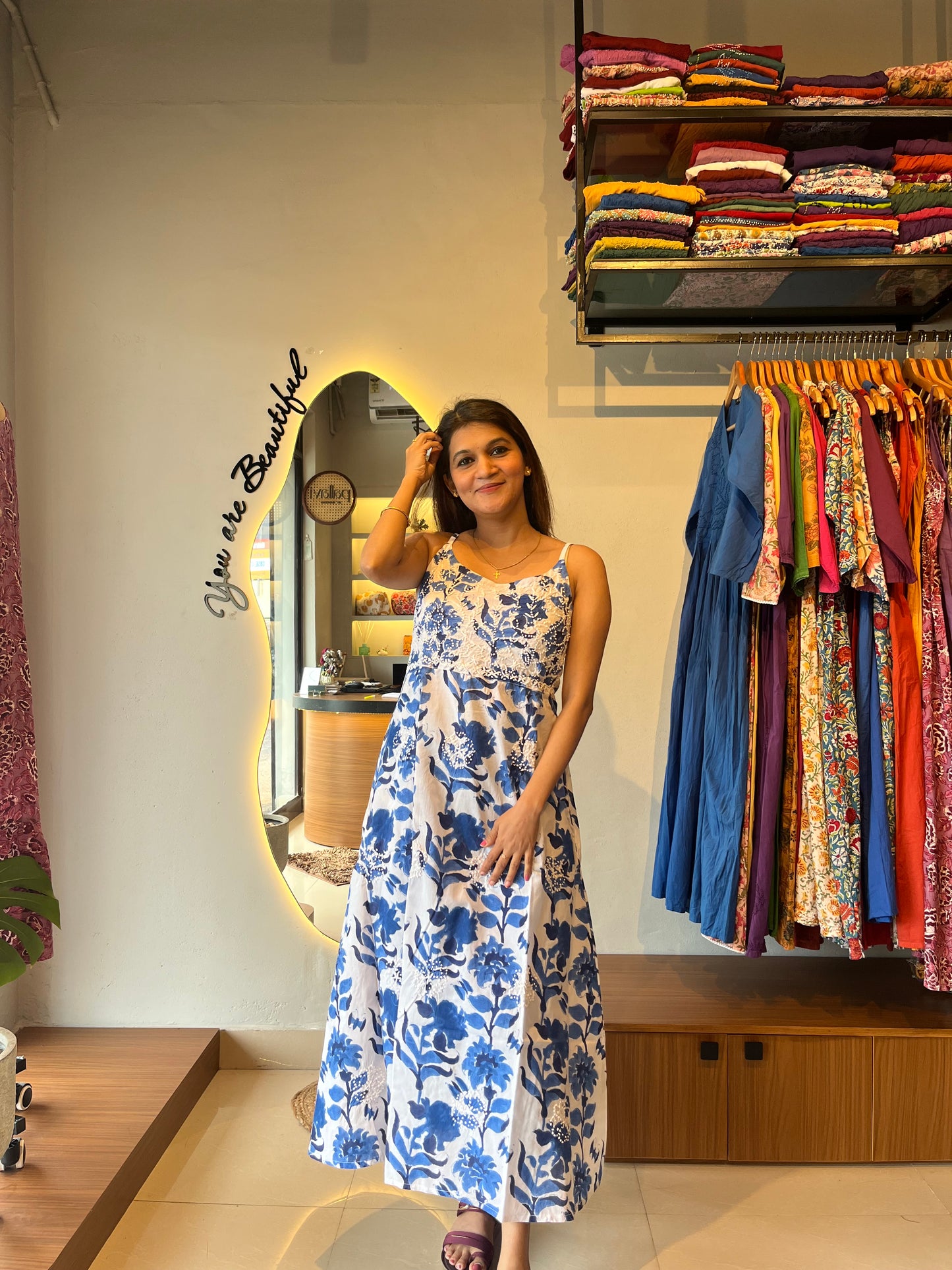 Sleeveless A-line Dress - Floral blue