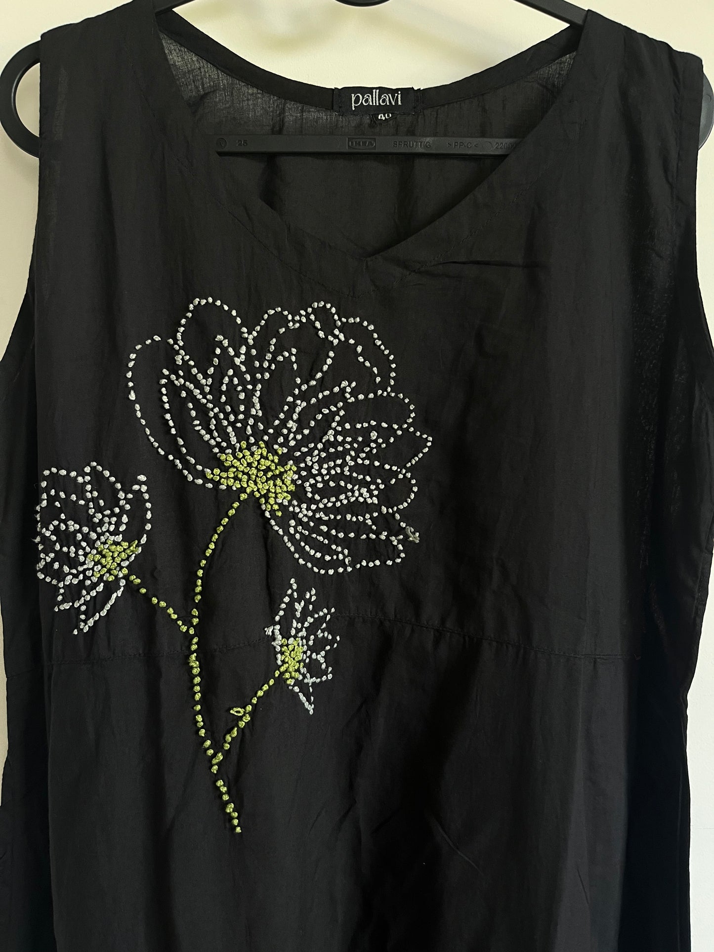 Glow Dress  PRE-ORDER - Black