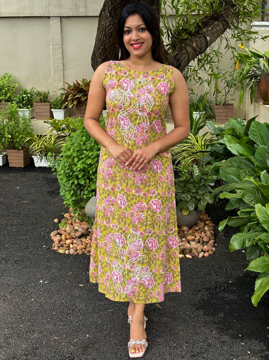 Chameli Charm Dress PRE-ORDER - Pinkcurrent
