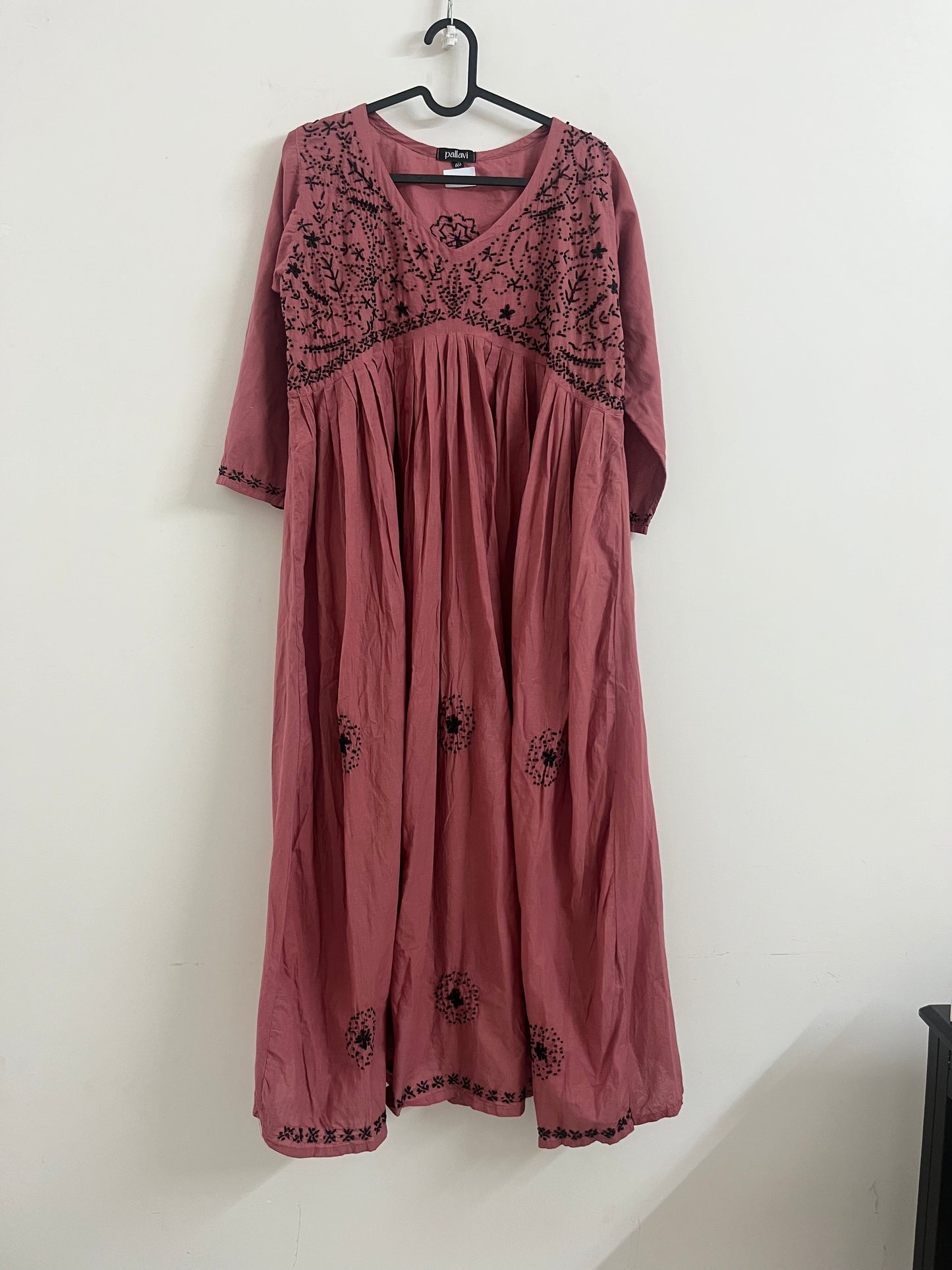 Aliyacut PRE-ORDER - Black knots on Dark Onion Pink