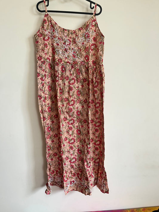 Garden whispers  Dress- Mili