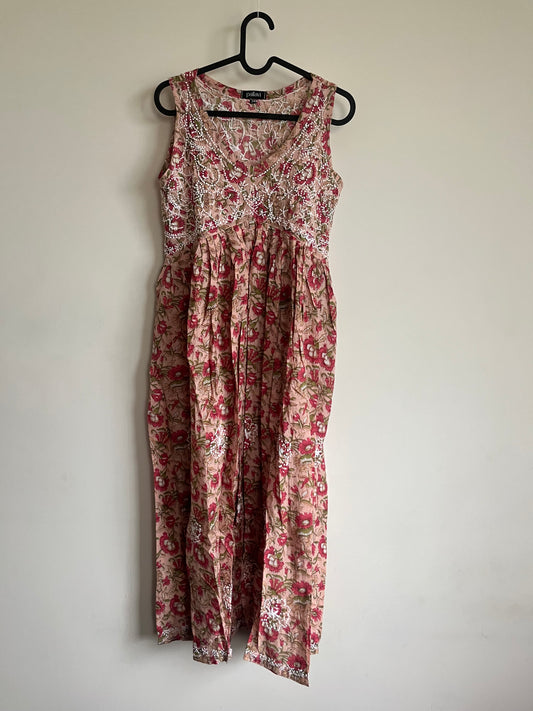 Sleeveless Aliya cut dress (with work on front and back) - Mili