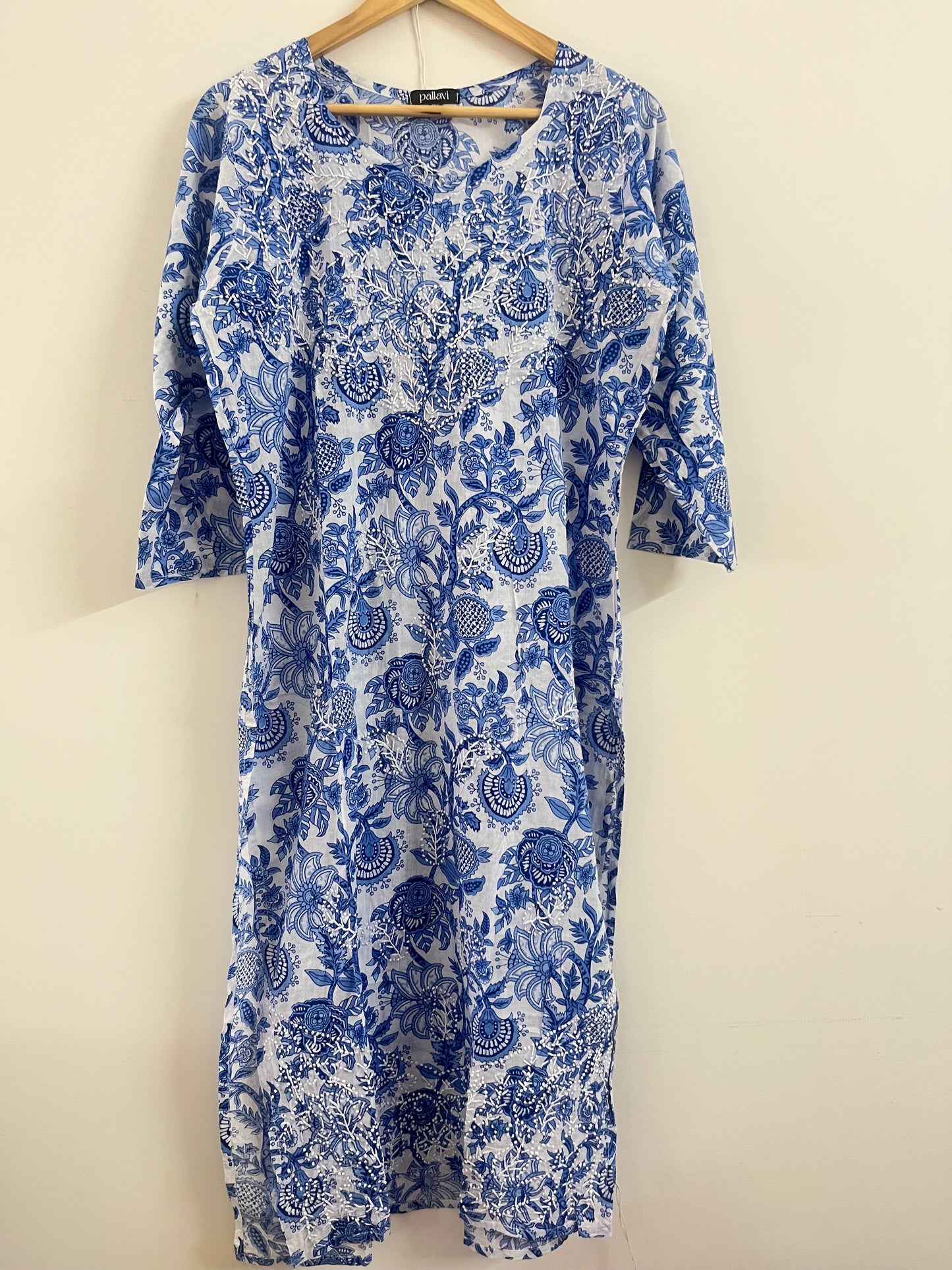 Straight Kurti - Floral White Blue