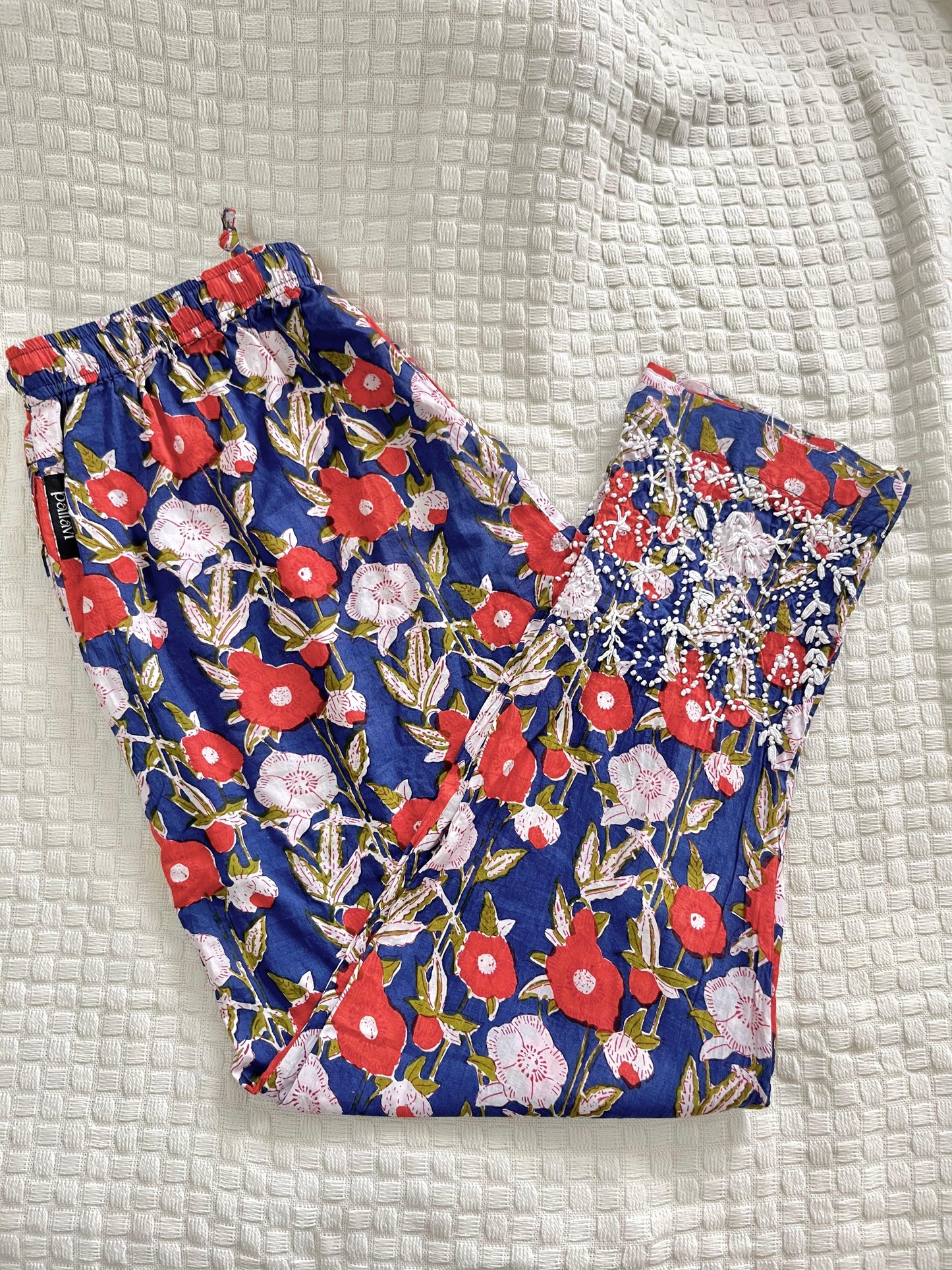 Printed Pants PRE-ORDER - Floral White Red