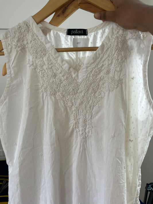 Sleeveless Straight Kurti - White