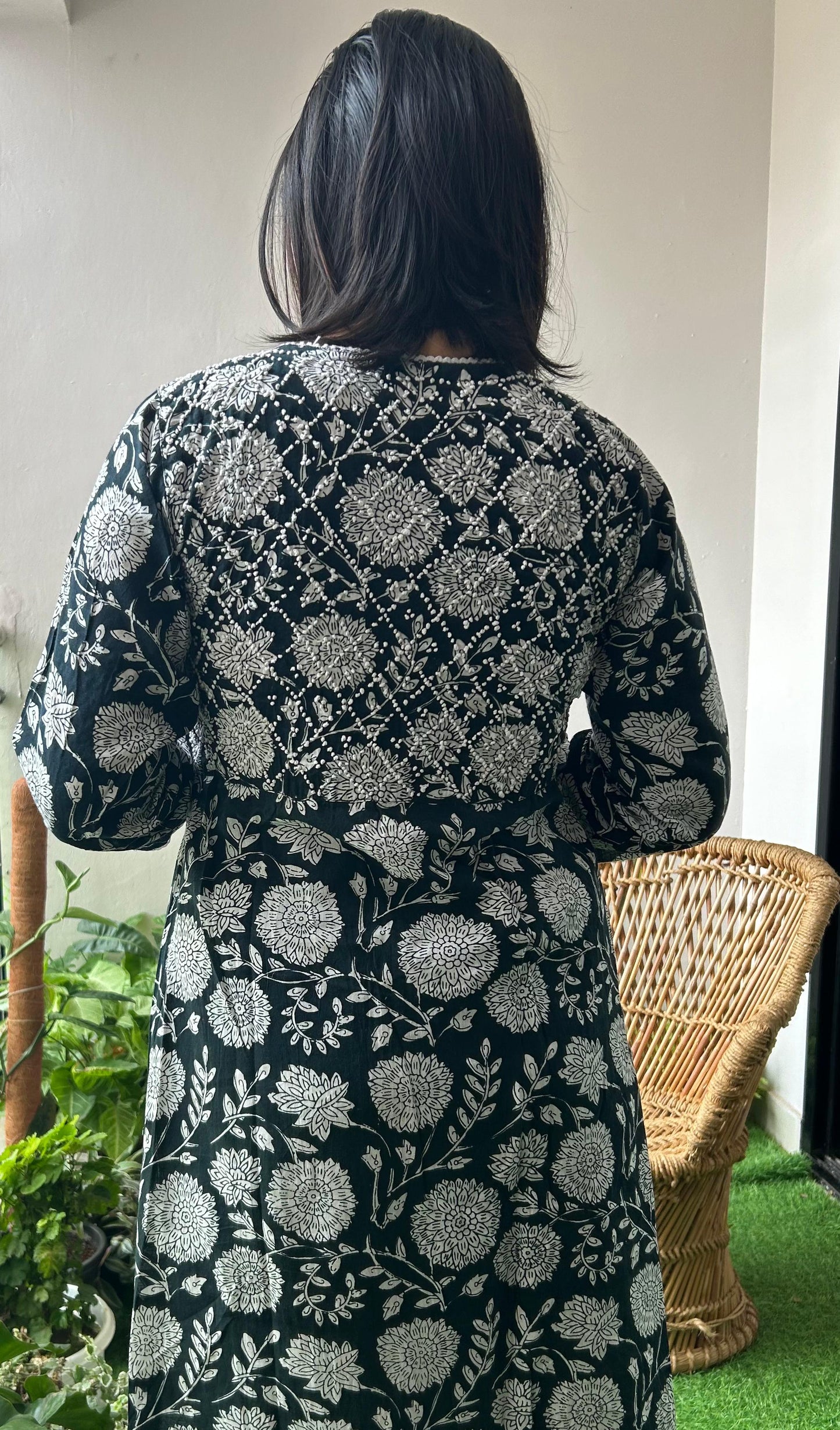 Angrakha - Floral Black & White