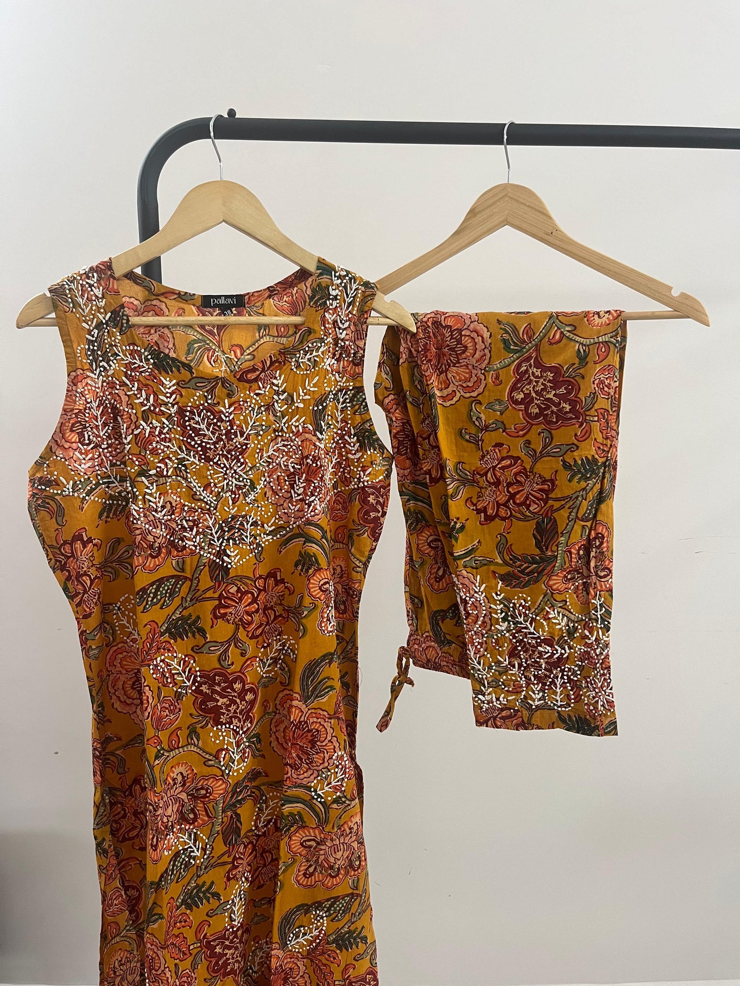 Sleeveless Straight Kurti and pant PRE-ORDER - Floral Yellow Red 2