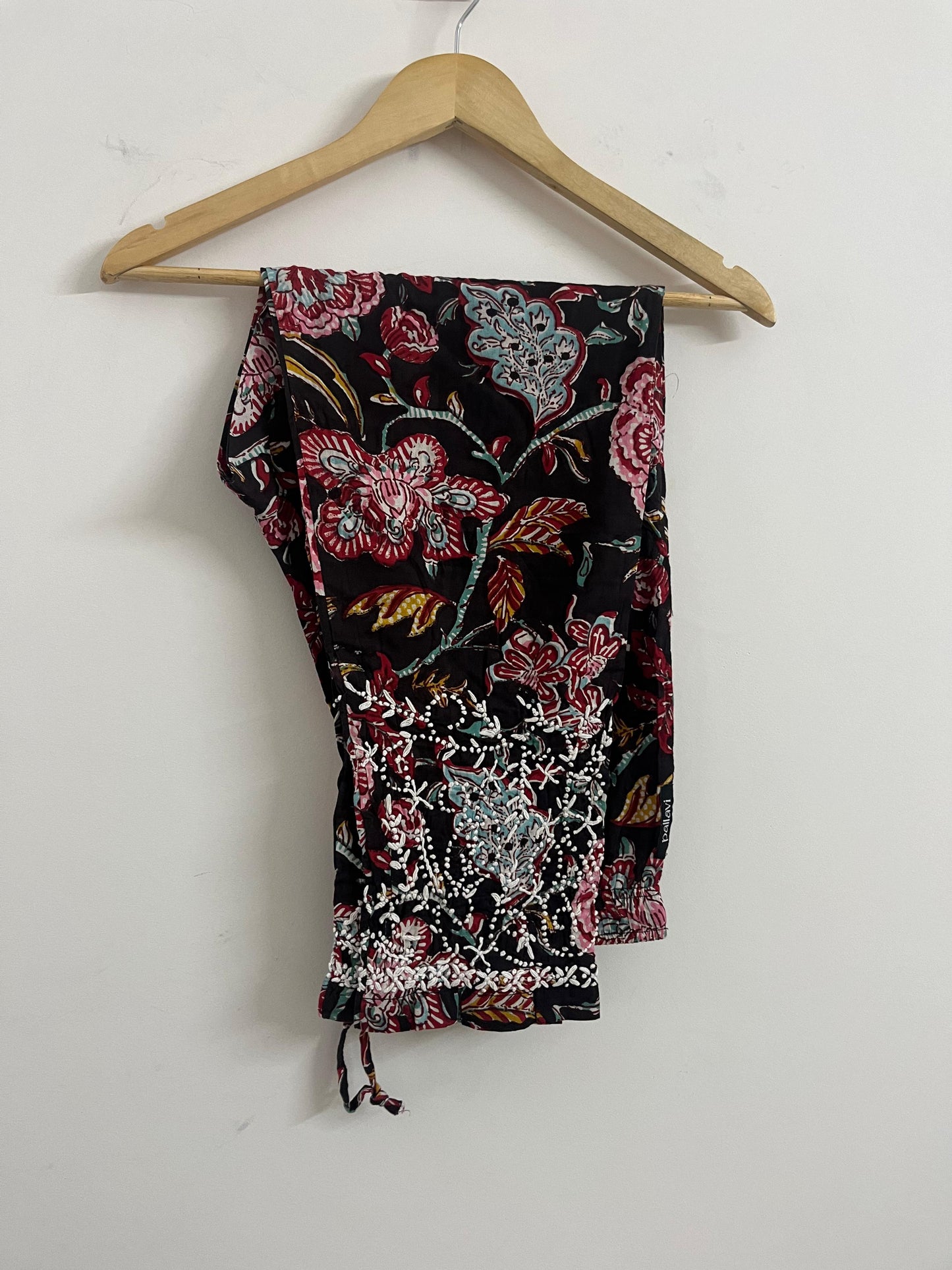 Printed Pants - Floral Black