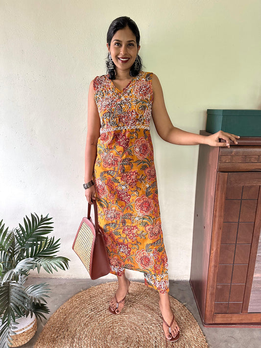 Sleeveless Straight Kurti and pant PRE-ORDER - Floral Yellow Red
