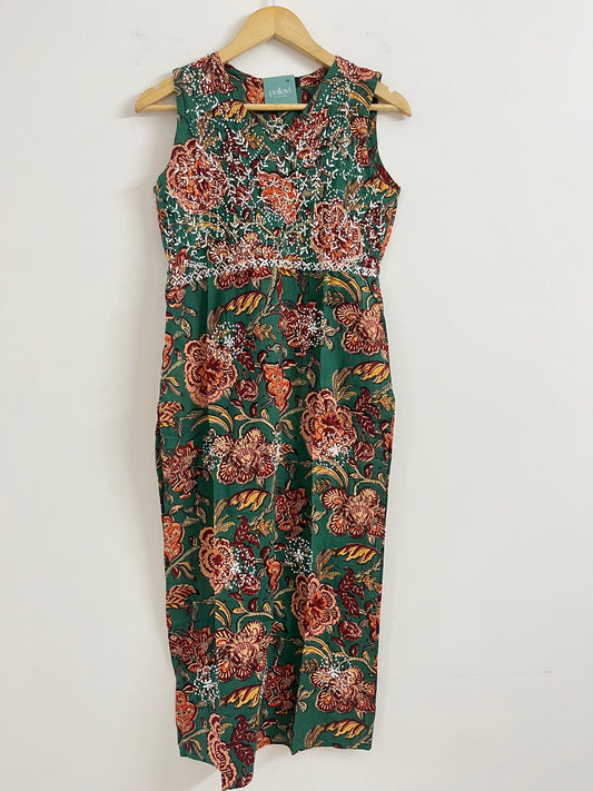 Sleeveless Straight Kurti and pant PRE-ORDER - Floral Green Red