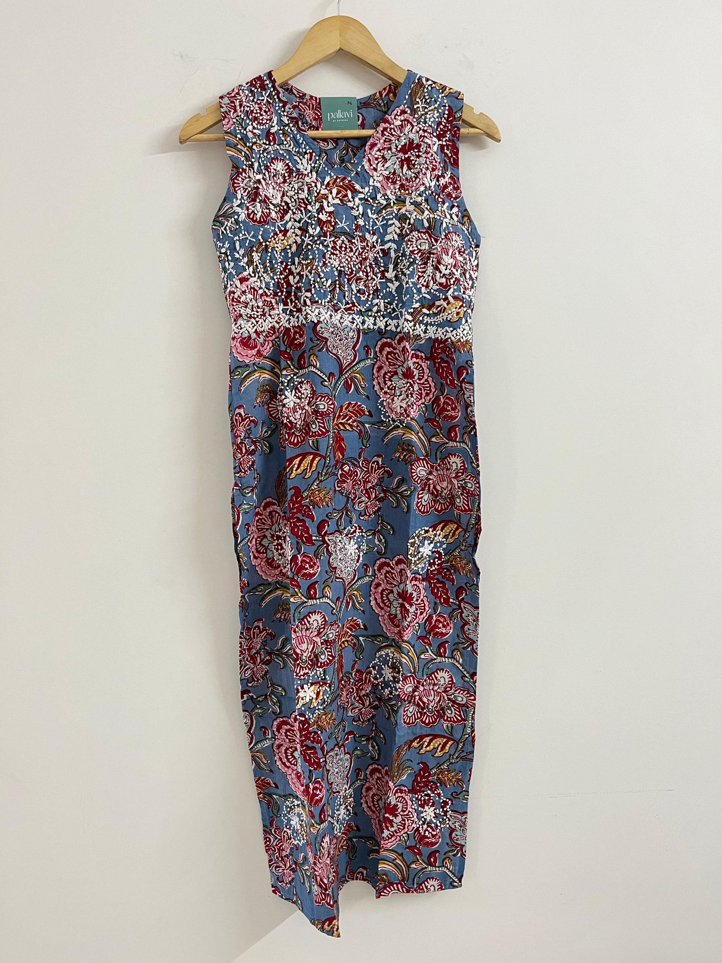 Straight Kurti and pant (Sleeveless) - Floral Skyblue Red