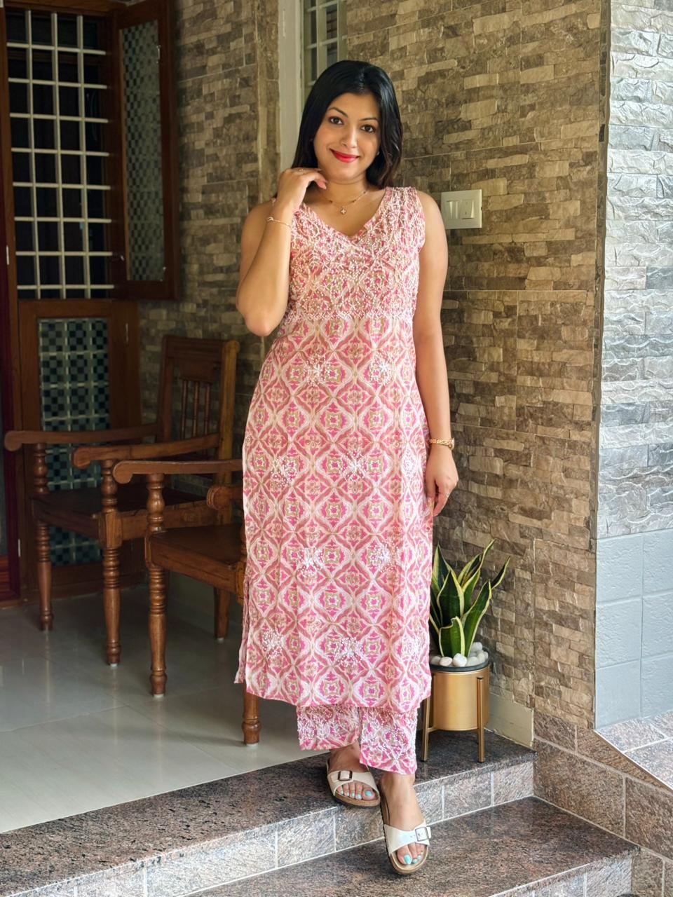 Straight Kurti and pant (Sleeveless) PRE-ORDER - Blushette